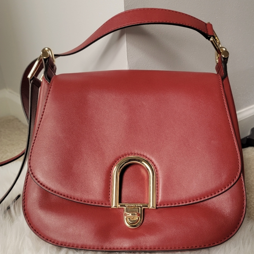 Red Michael Kors shoulder  Purse